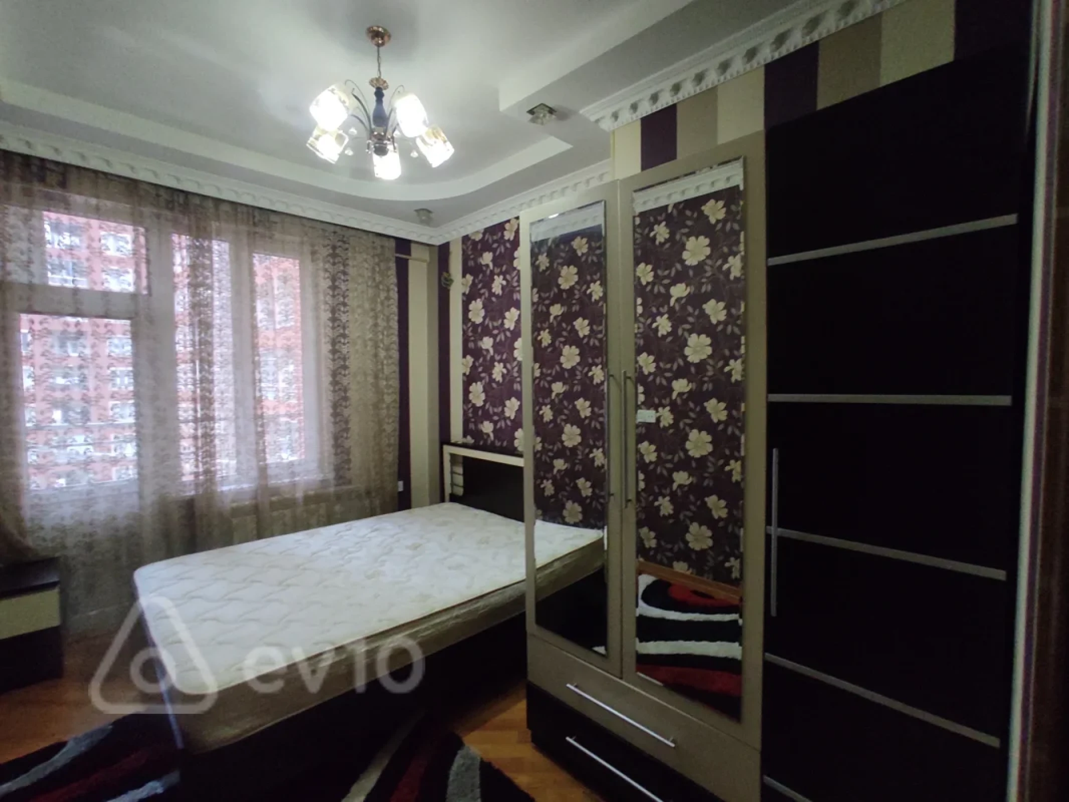 Kirayə verilir 2 otaqlı yeni tikili 65 m²