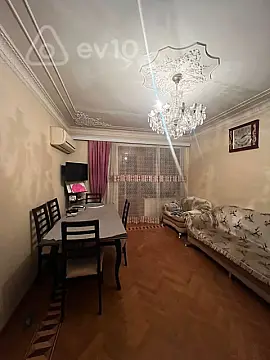 Kirayə verilir 3 otaqlı köhnə tikili 85 m²