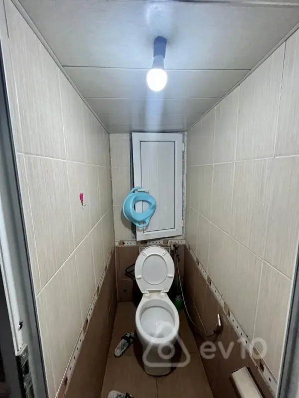 Satılır 2 otaqlı köhnə tikili 65 m²