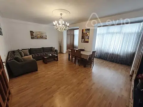 Satılır 3 otaqlı köhnə tikili 102 m² — Bakı, Nəsimi 3 otaq 102.00 m²