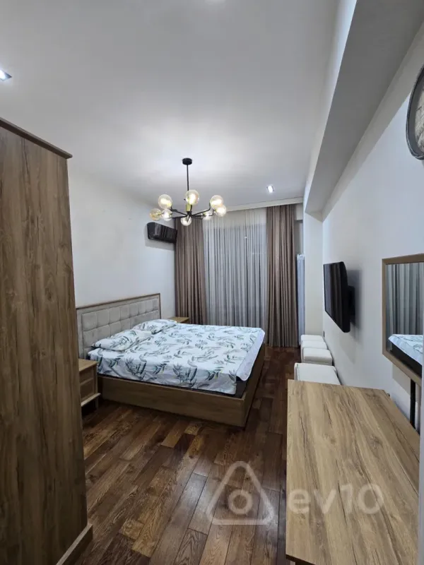 Kirayə verilir 4 otaqlı yeni tikili 150 m²