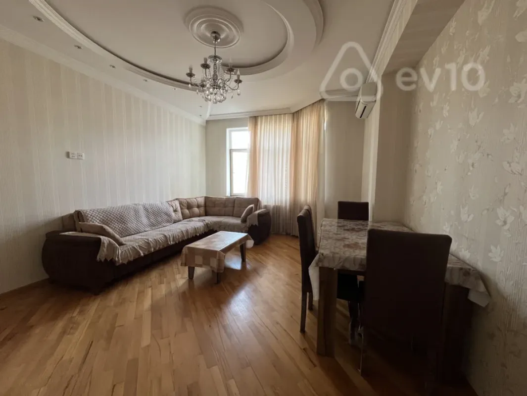 Kirayə verilir 2 otaqlı yeni tikili 90 m²