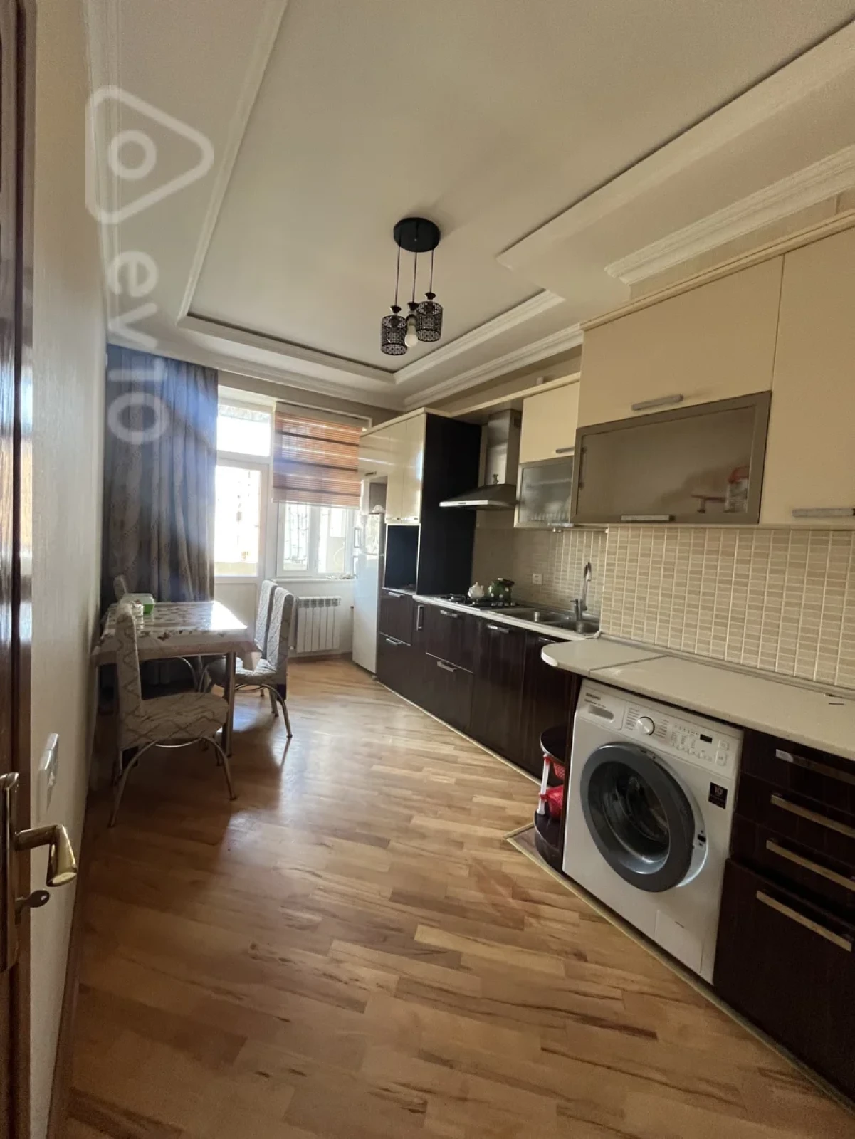 Kirayə verilir 2 otaqlı yeni tikili 90 m²