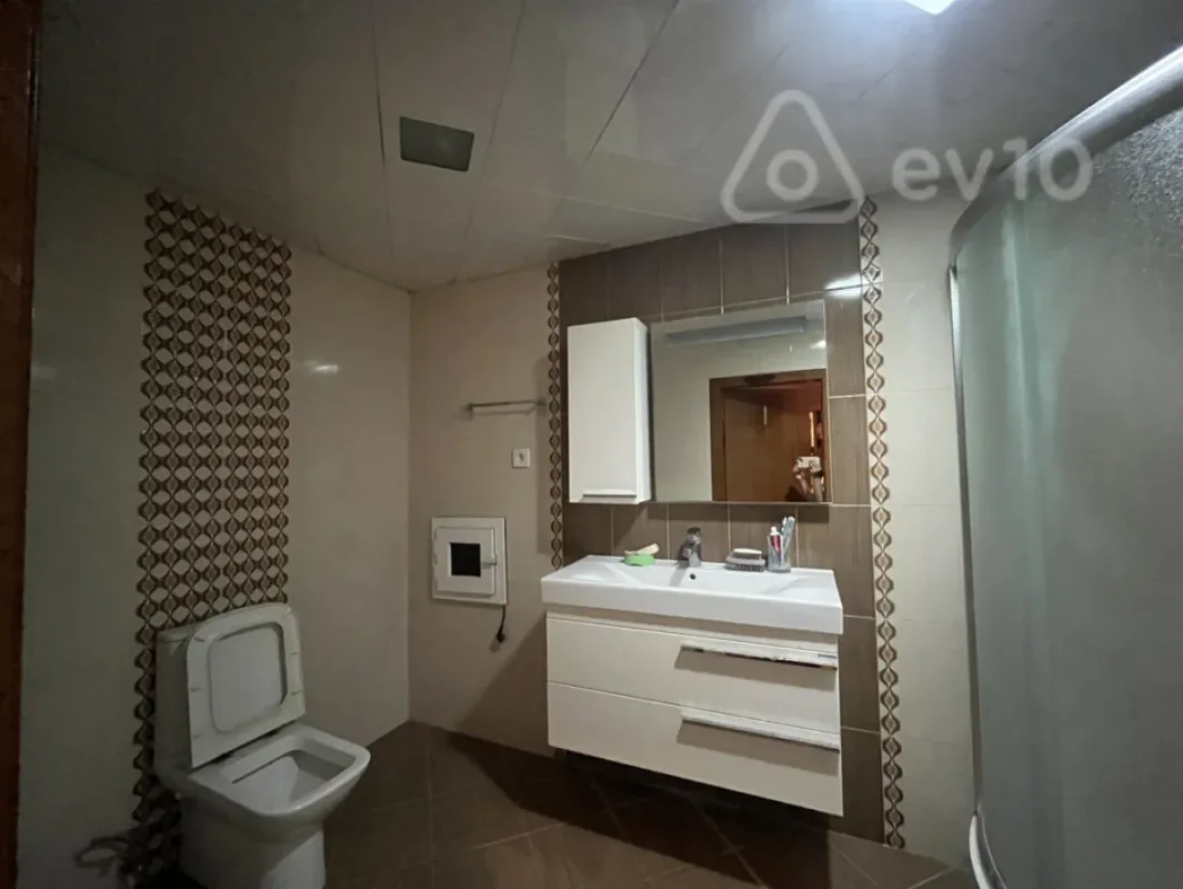 Kirayə verilir 2 otaqlı yeni tikili 90 m²