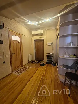 Kirayə verilir 3 otaqlı yeni tikili 90 m²