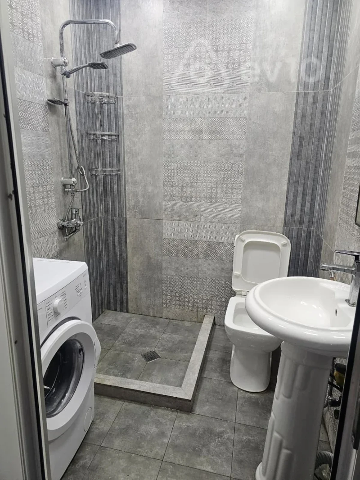 Kirayə verilir 2 otaqlı yeni tikili 40 m²