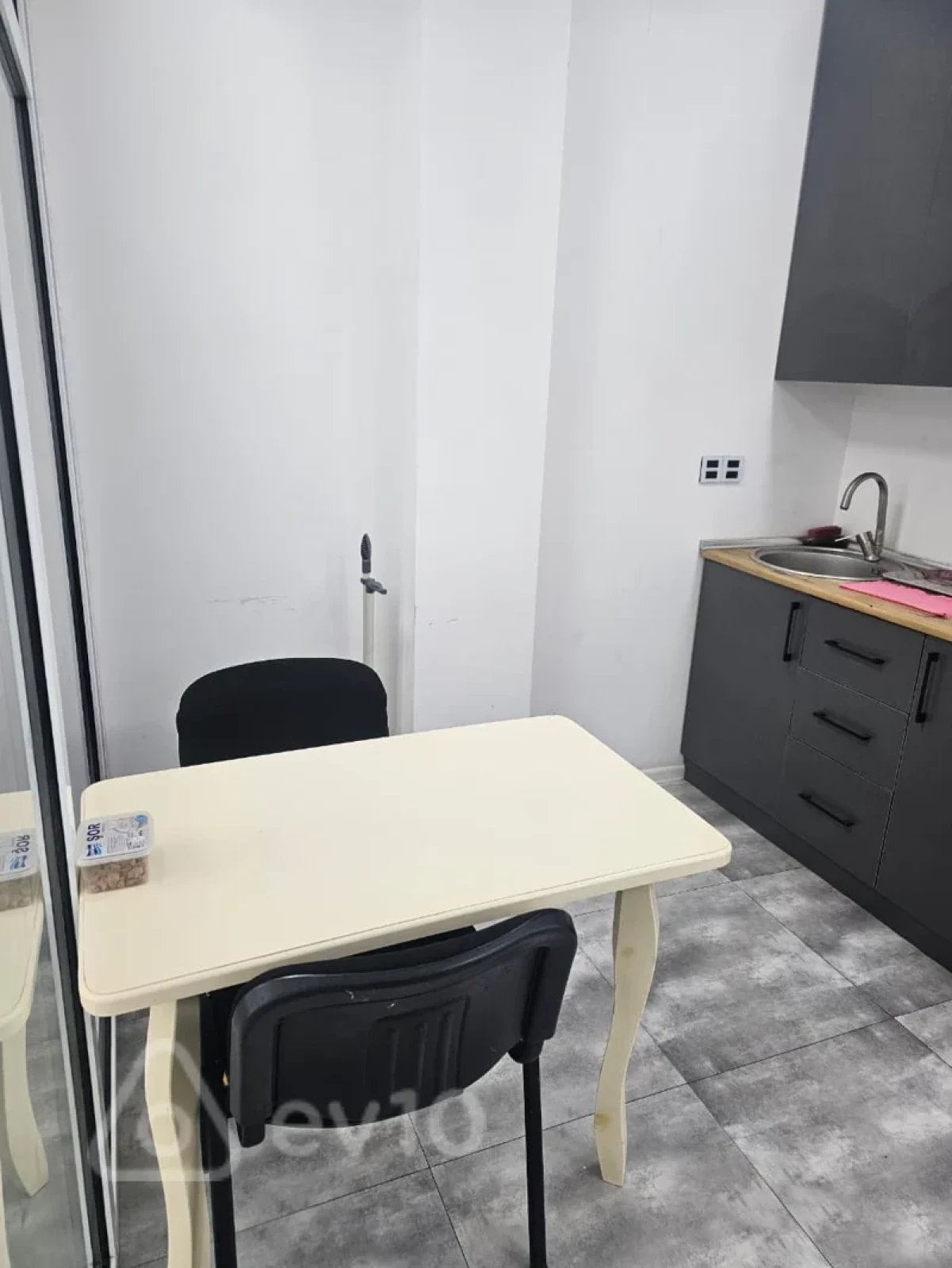 Kirayə verilir 2 otaqlı yeni tikili 40 m²