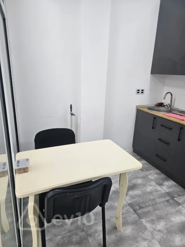Kirayə verilir 2 otaqlı yeni tikili 40 m²