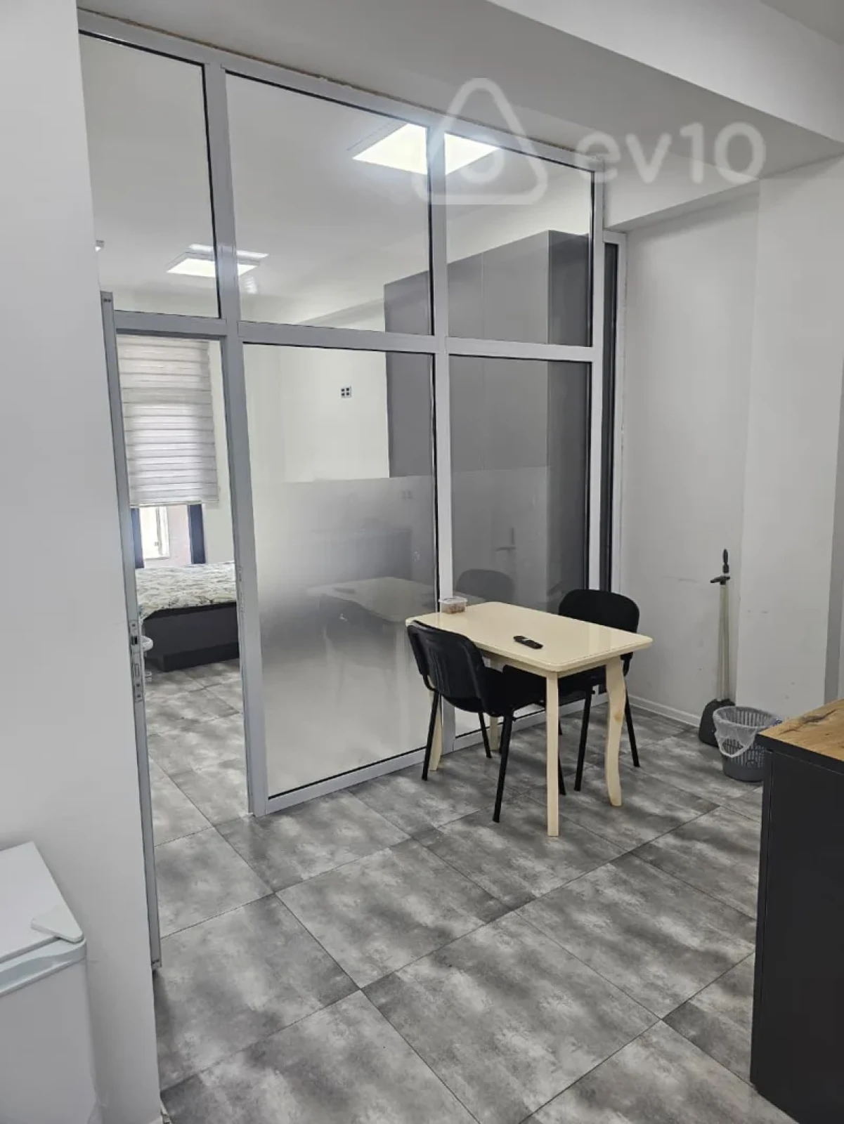 Kirayə verilir 2 otaqlı yeni tikili 40 m²