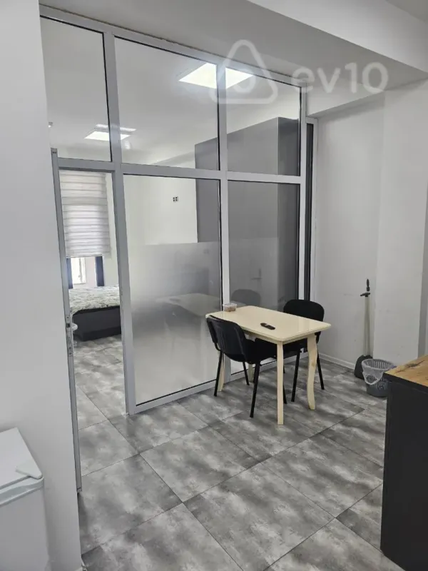 Kirayə verilir 2 otaqlı yeni tikili 40 m²