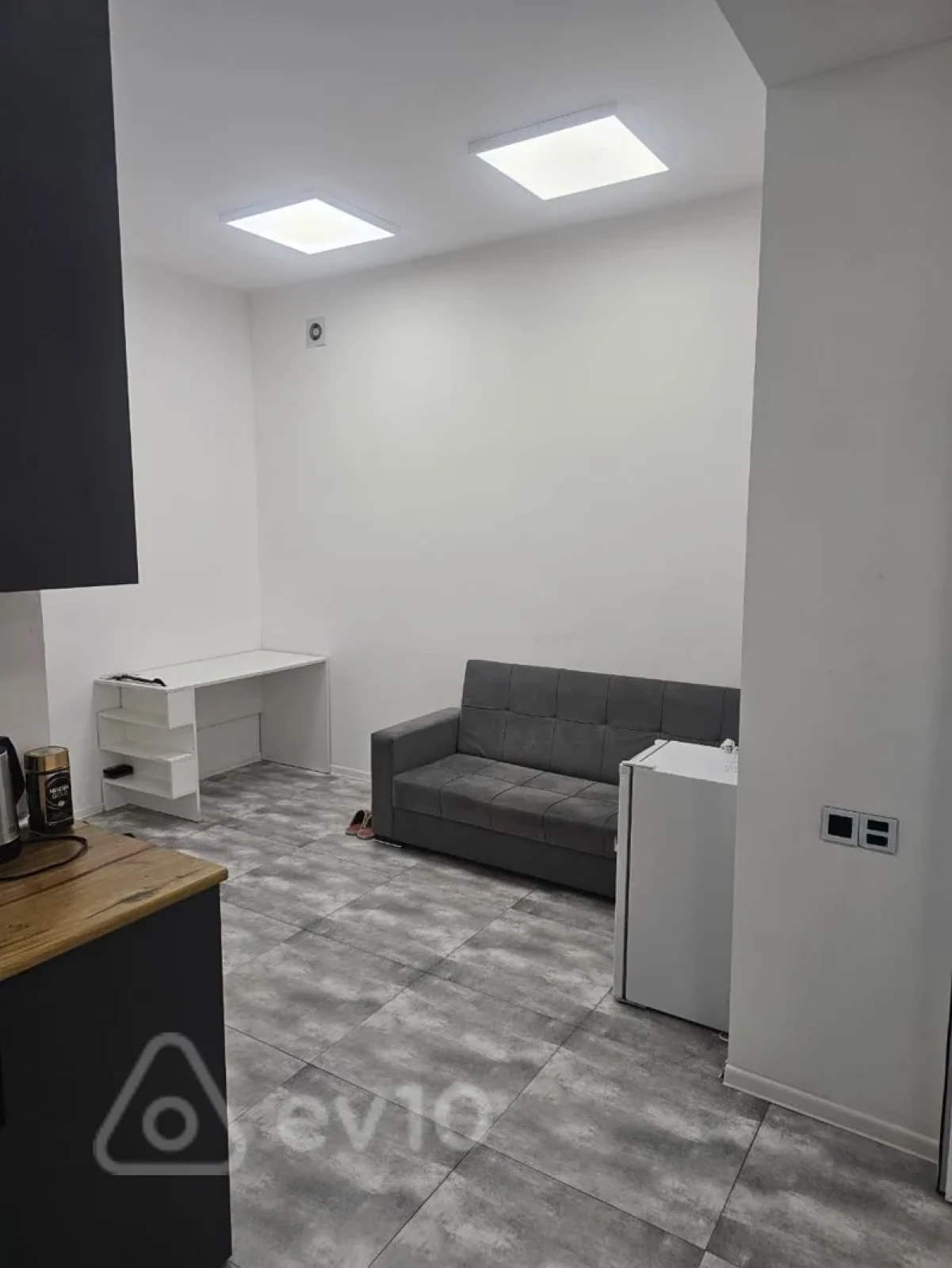 Kirayə verilir 2 otaqlı yeni tikili 40 m²