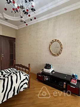 Kirayə verilir 3 otaqlı yeni tikili 90 m²