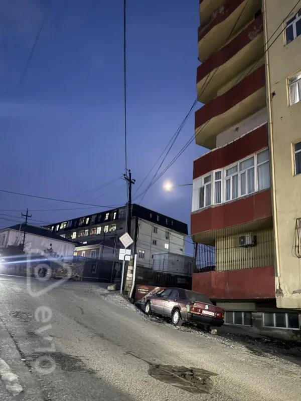 Satılır 3 otaqlı yeni tikili 75 m²