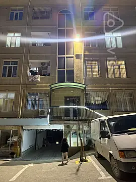 Satılır 3 otaqlı yeni tikili 75 m²