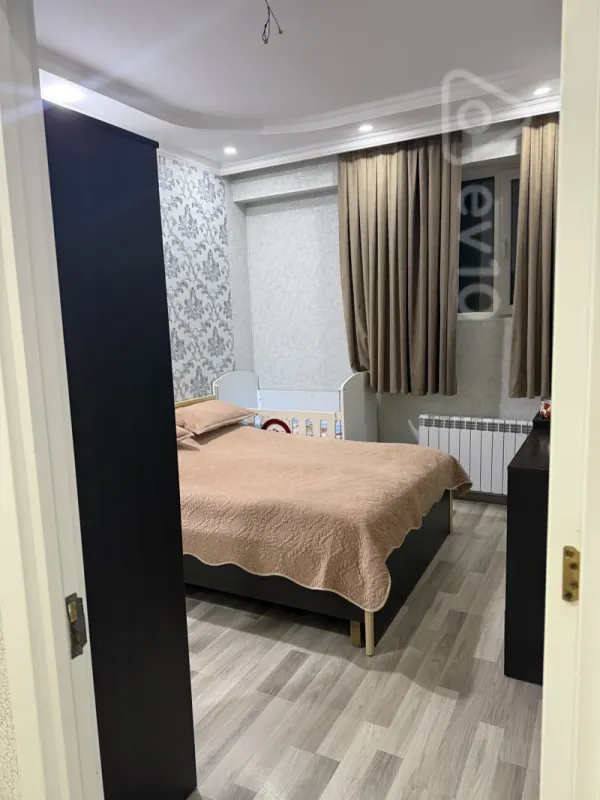 Satılır 3 otaqlı yeni tikili 75 m²
