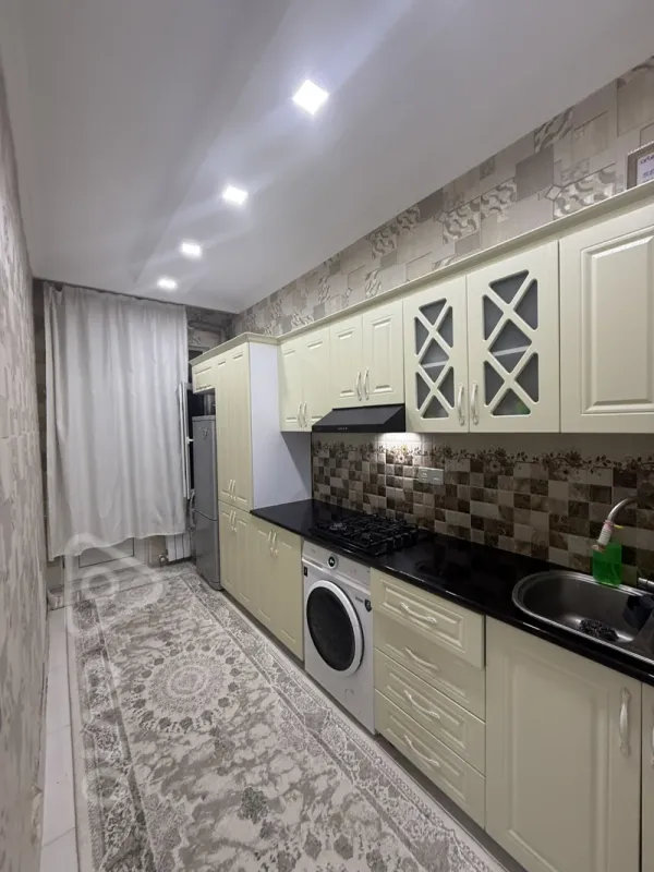 Satılır 3 otaqlı yeni tikili 75 m²