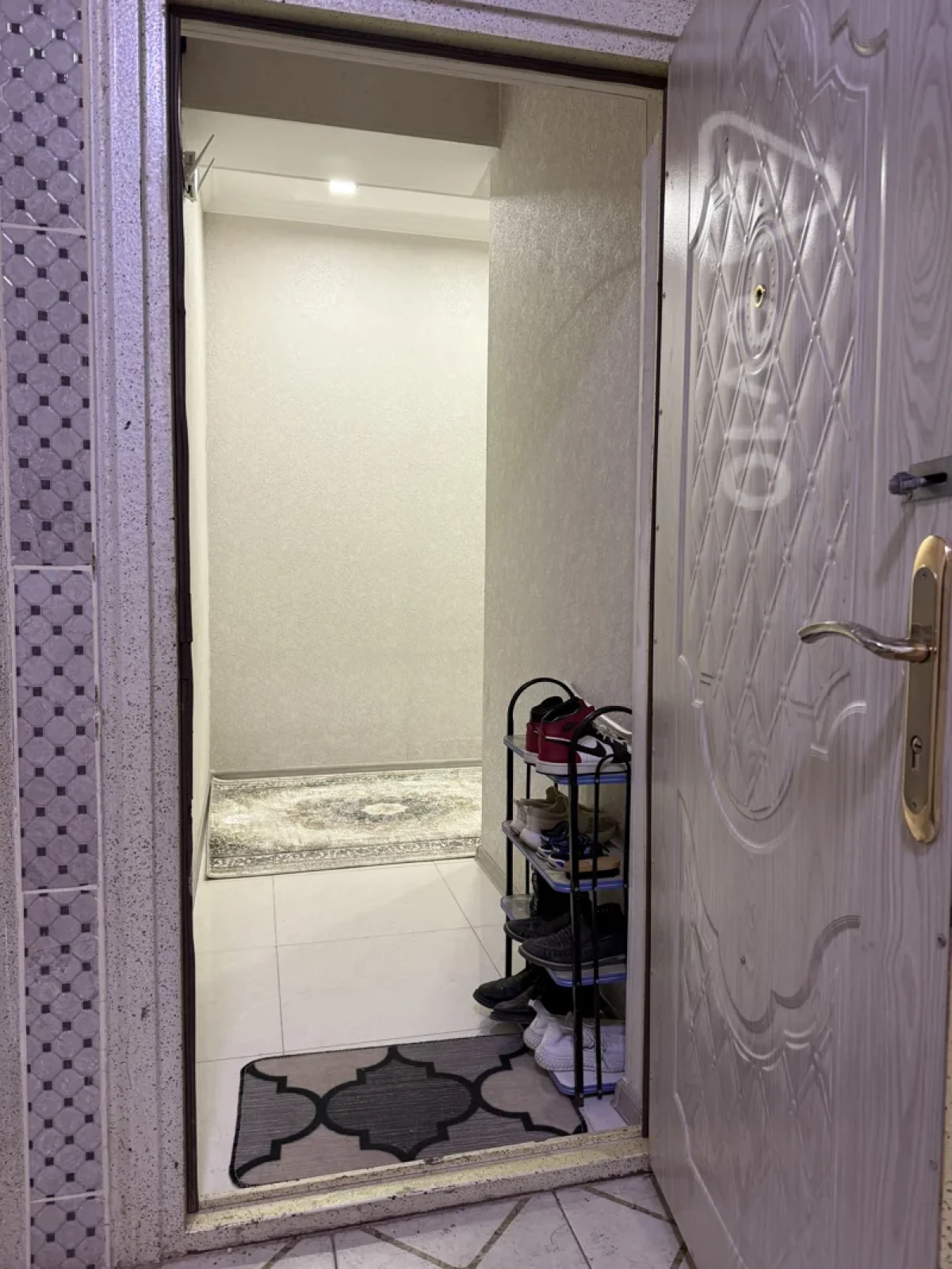 Satılır 3 otaqlı yeni tikili 75 m²