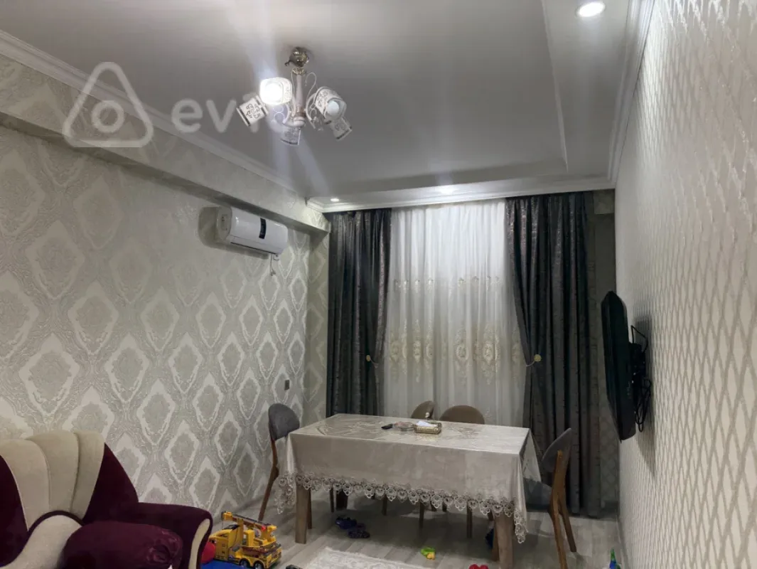 Satılır 3 otaqlı yeni tikili 75 m²