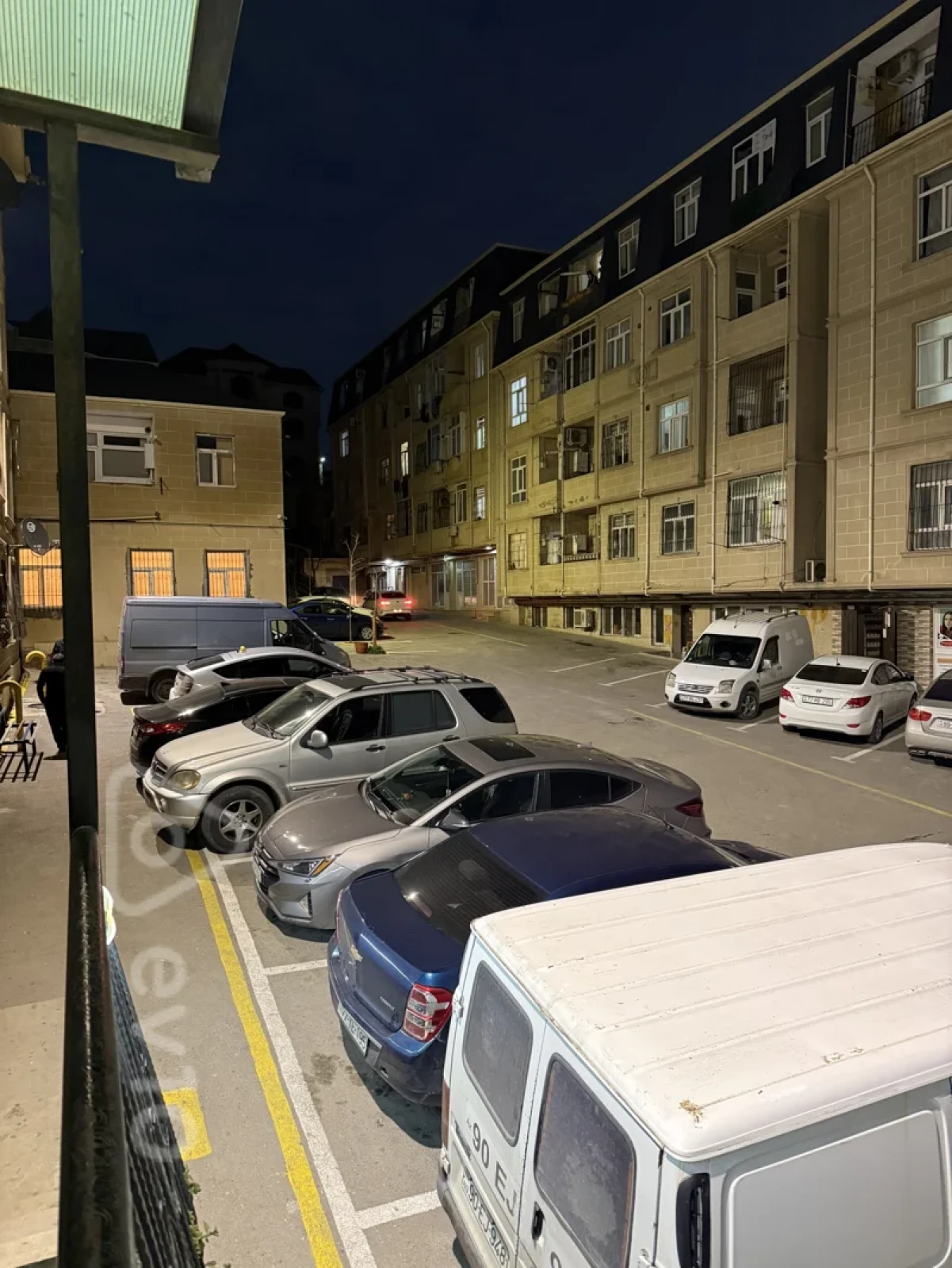 Satılır 3 otaqlı yeni tikili 75 m²