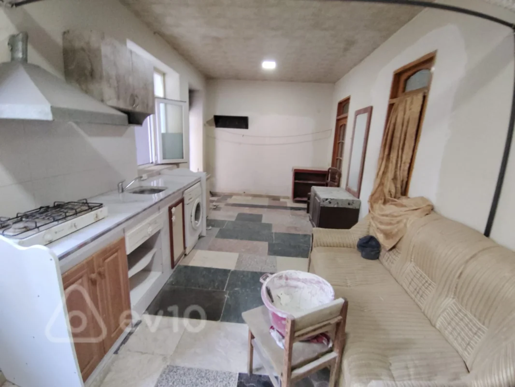 Kirayə verilir 1 otaqlı yeni tikili 50 m²