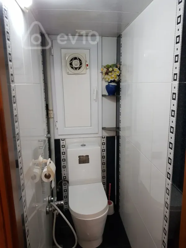 Kirayə verilir 3 otaqlı köhnə tikili 80 m²
