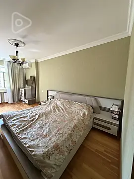 Satılır 3 otaqlı köhnə tikili 82 m²