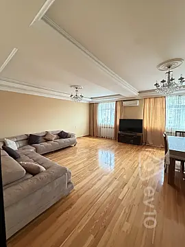 Satılır 3 otaqlı köhnə tikili 82 m² — Bakı, Xətai 3 otaq 82.00 m²