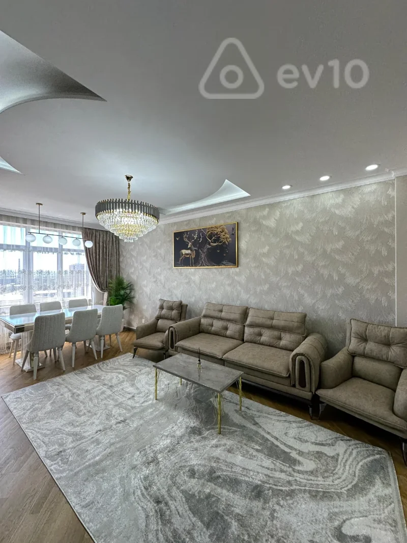 Satılır 3 otaqlı yeni tikili 109 m²