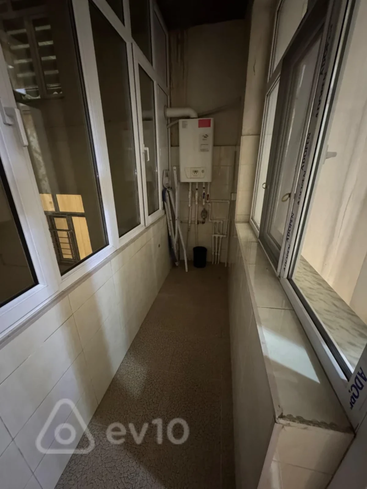 Kirayə verilir 2 otaqlı yeni tikili 75 m²