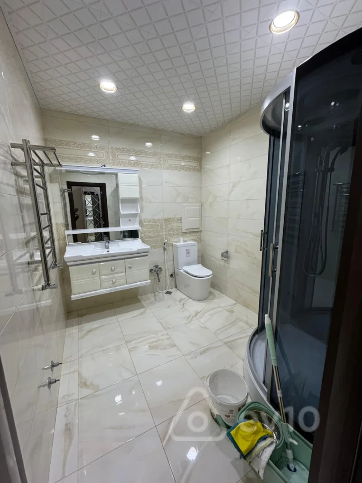 Kirayə verilir 2 otaqlı yeni tikili 75 m²