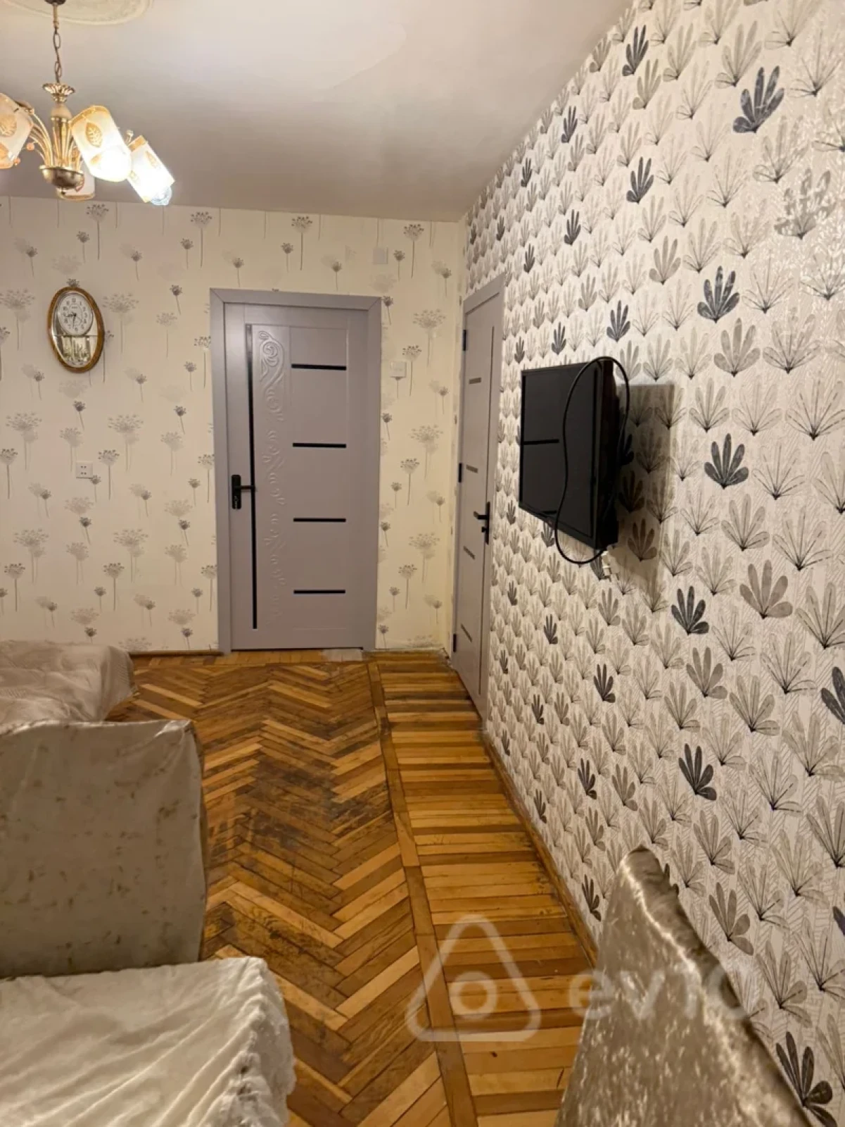 Kirayə verilir 3 otaqlı köhnə tikili 58 m²