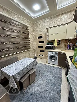 Satılır 3 otaqlı həyət evi 220 m²