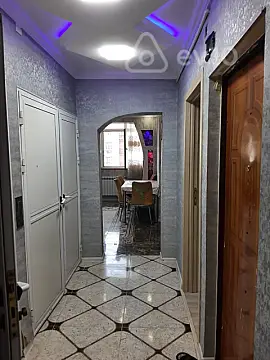 Satılır 2 otaqlı köhnə tikili 70 m²