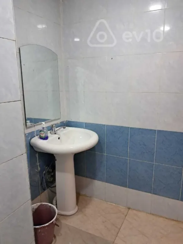 Kirayə verilir 2 otaqlı yeni tikili 40 m²