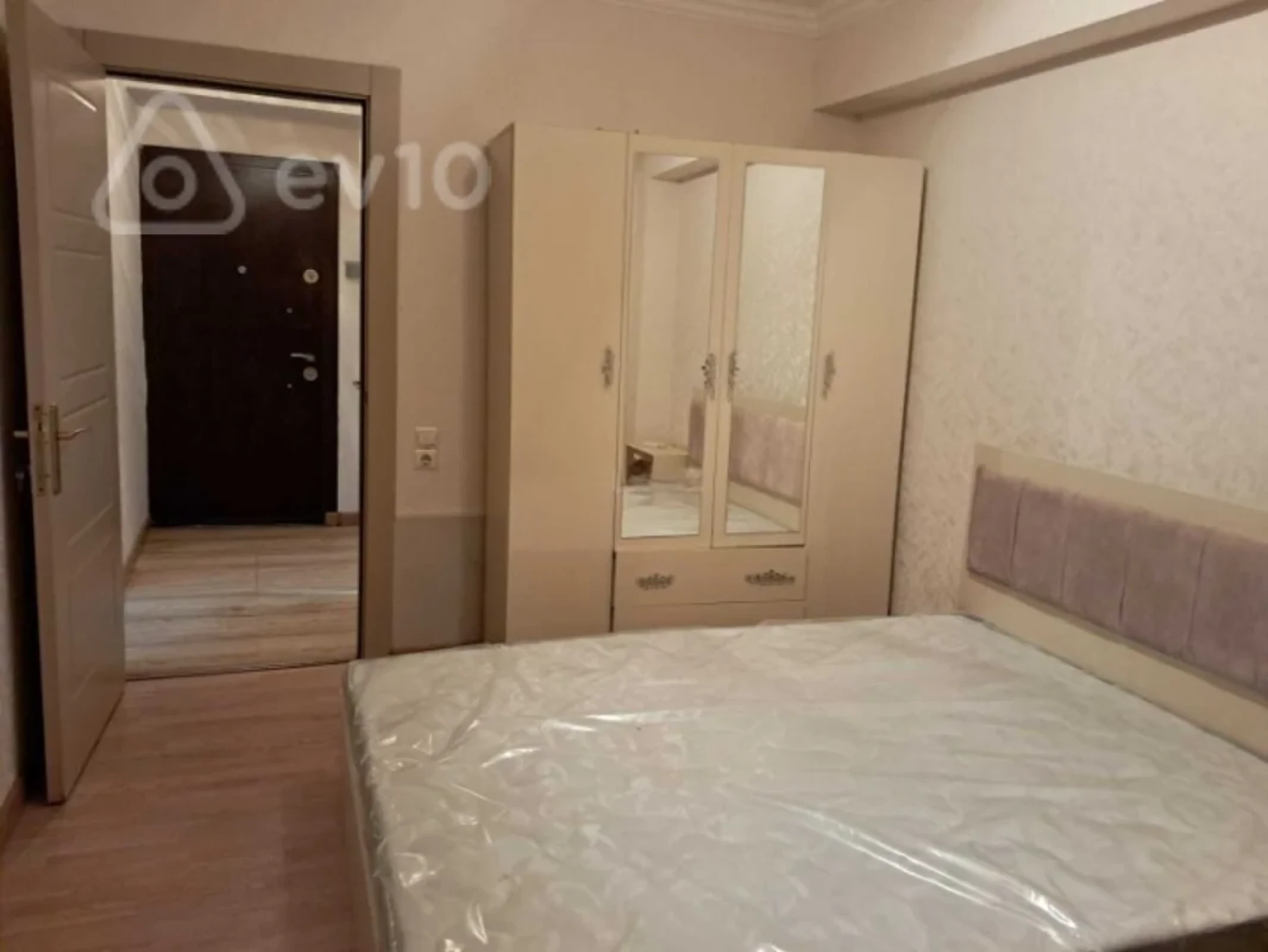 Kirayə verilir 2 otaqlı yeni tikili 40 m²