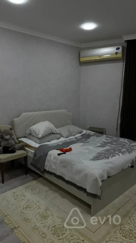 Kirayə verilir 2 otaqlı köhnə tikili 50 m²