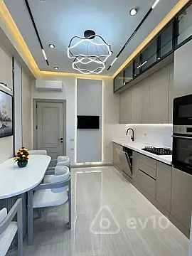 Kirayə verilir 2 otaqlı yeni tikili 90 m²