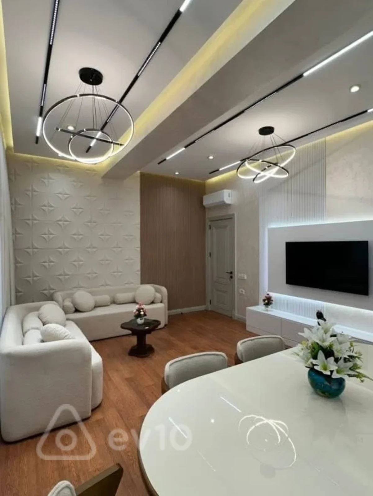 Kirayə verilir 2 otaqlı yeni tikili 90 m²