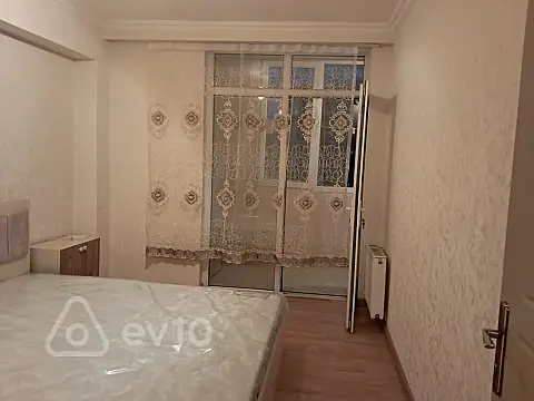 Kirayə verilir 2 otaqlı yeni tikili 45 m²