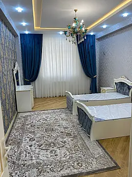 Kirayə verilir 3 otaqlı yeni tikili 170 m²