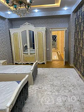 Kirayə verilir 3 otaqlı yeni tikili 170 m²