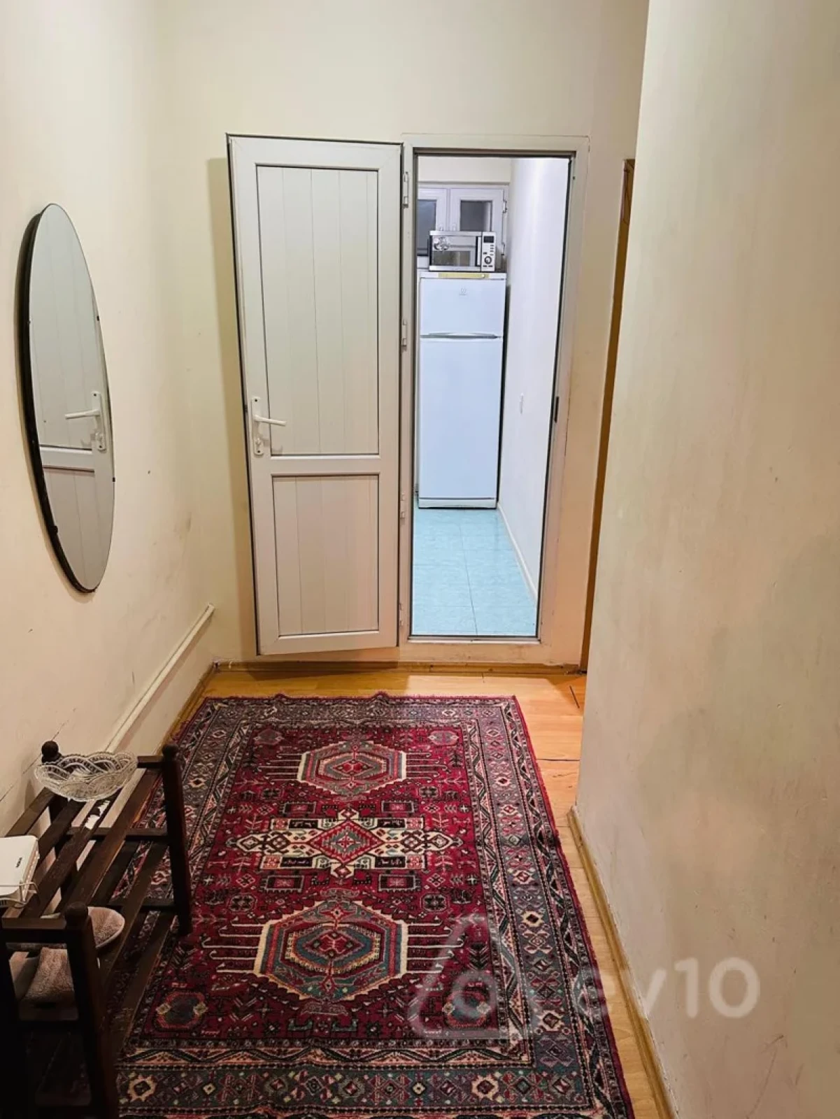 Kirayə verilir 2 otaqlı köhnə tikili 45 m²