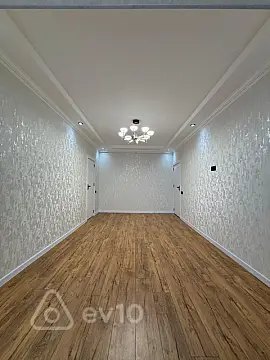 Satılır 3 otaqlı köhnə tikili 70 m²
