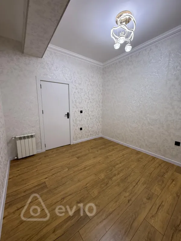 Satılır 3 otaqlı yeni tikili 110 m²