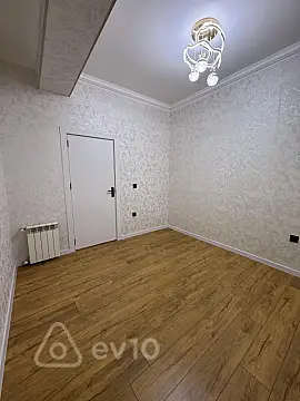 Satılır 3 otaqlı yeni tikili 110 m²