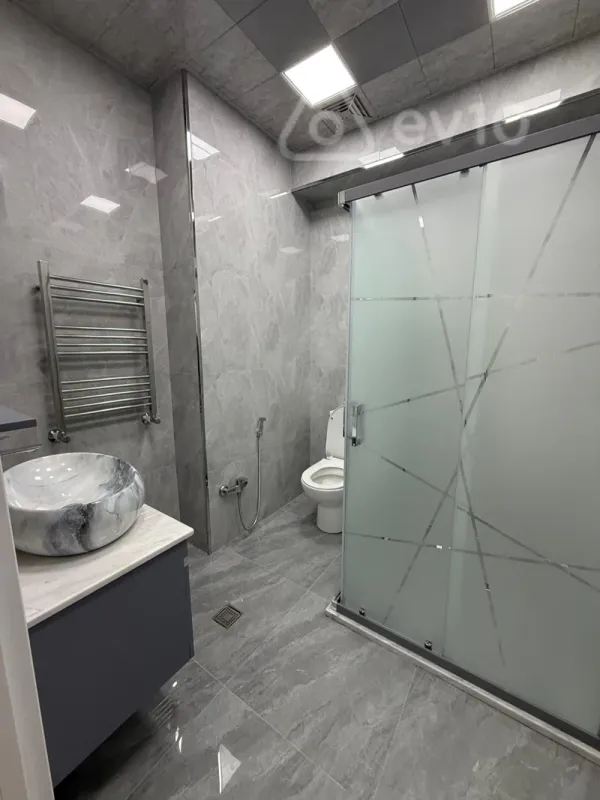 Satılır 3 otaqlı yeni tikili 110 m²