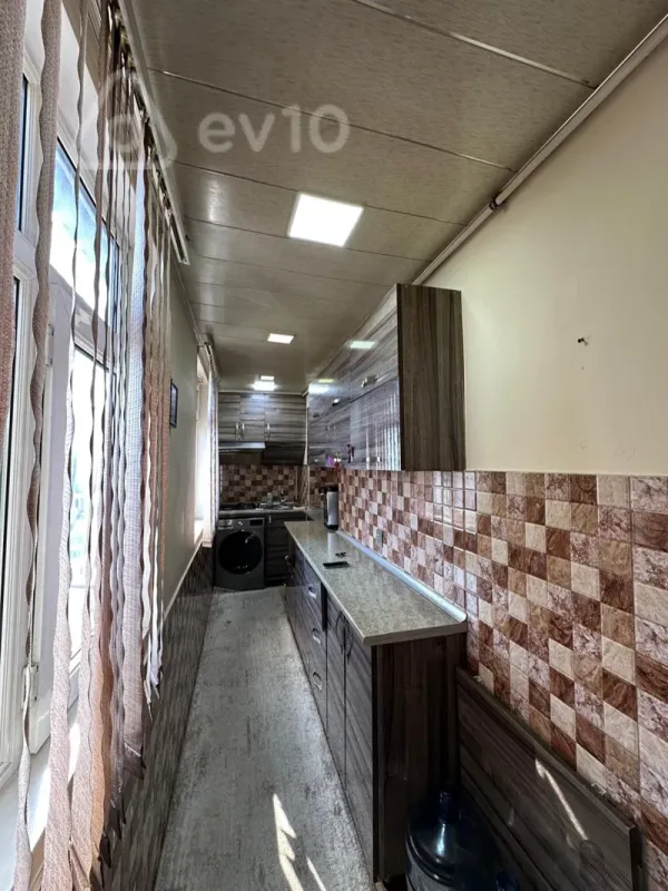 Satılır 3 otaqlı köhnə tikili 65 m²