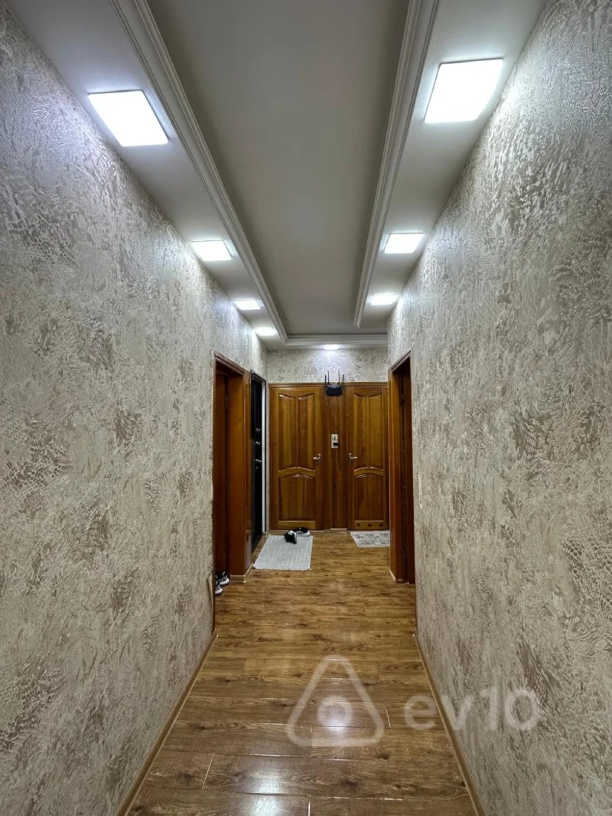 Satılır 3 otaqlı köhnə tikili 65 m²