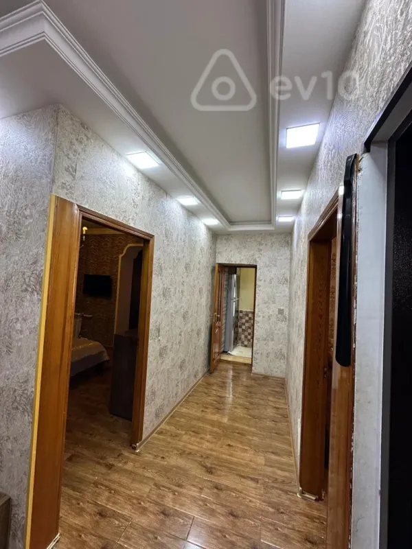 Satılır 3 otaqlı köhnə tikili 65 m²