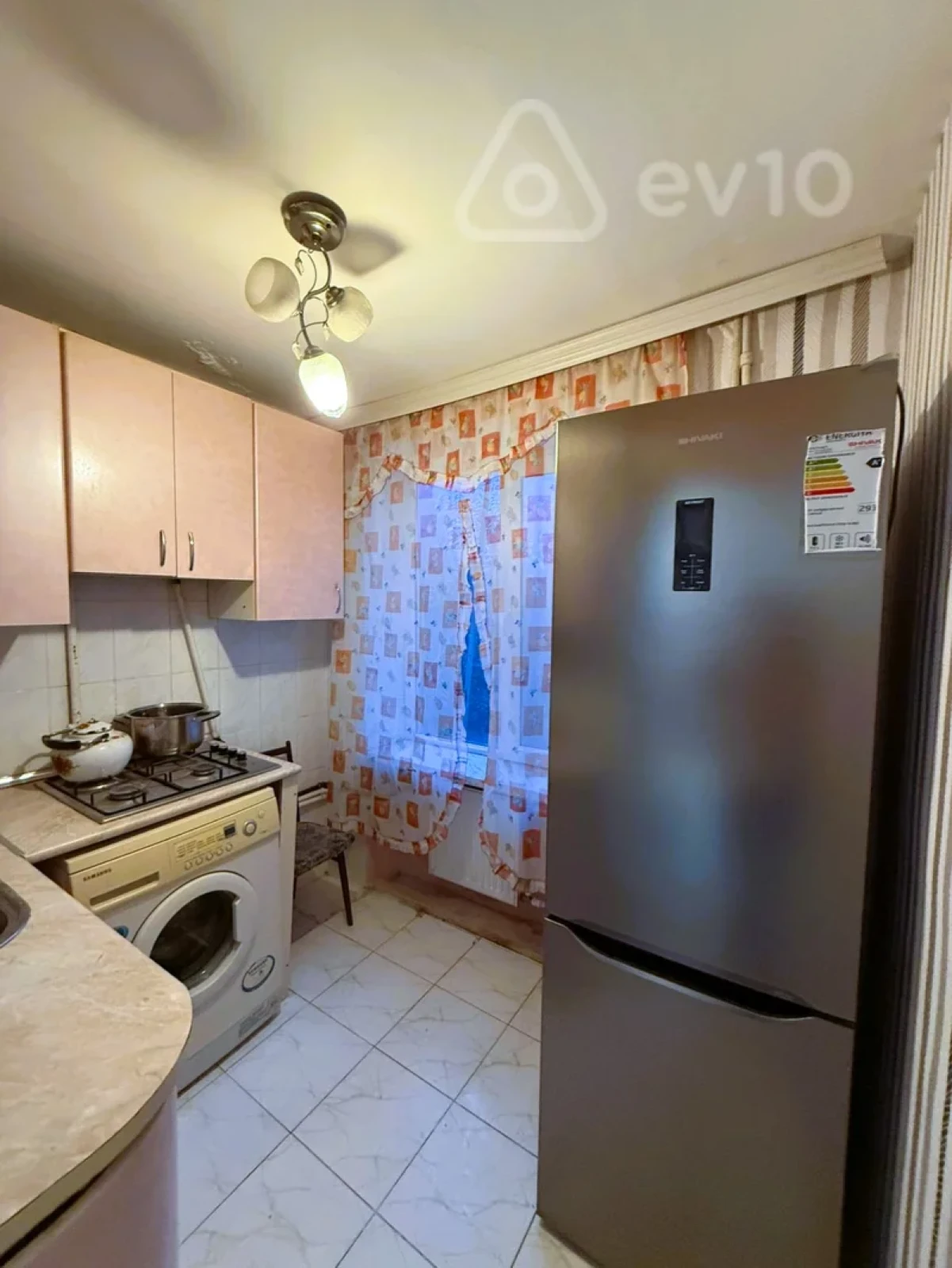 Kirayə verilir 3 otaqlı köhnə tikili 58 m²